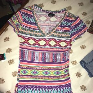 Rue 21 V-neck shirt